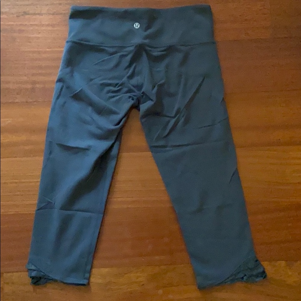 Lululemon crop leggings